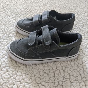 Cat & Jack gray velcro kids shoes size 8